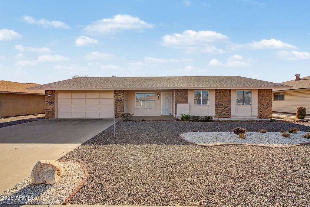 14432 N LAKEFOREST Drive, Sun City, AZ 85351