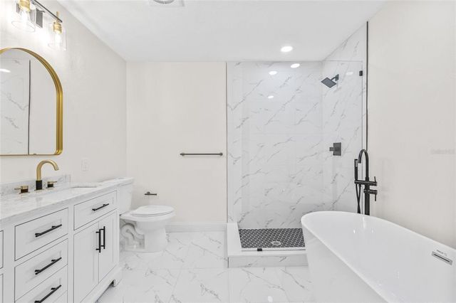 1323 48TH AVENUE N, St Petersburg, FL 33703