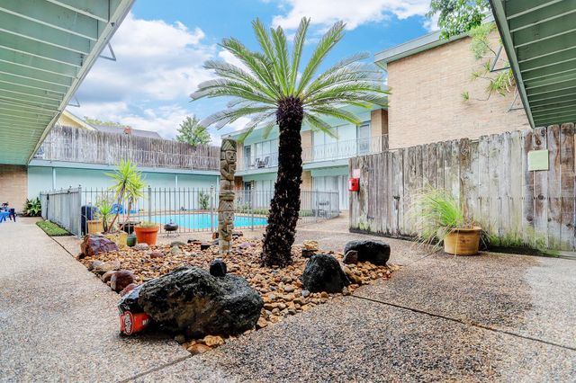 3703 Roseland Street 8, Houston, TX 77006