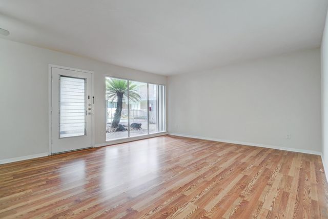 3703 Roseland Street 8, Houston, TX 77006