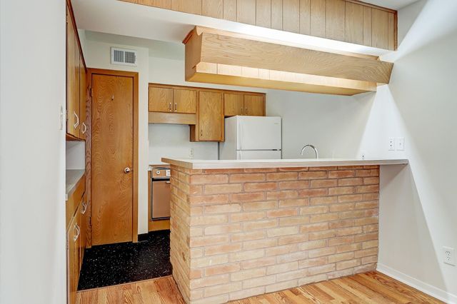 3703 Roseland Street 8, Houston, TX 77006