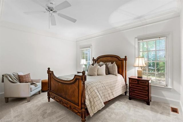 10 Elm Grove Way, Greensboro, NC 27405