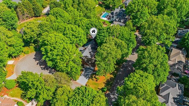 10 Elm Grove Way, Greensboro, NC 27405