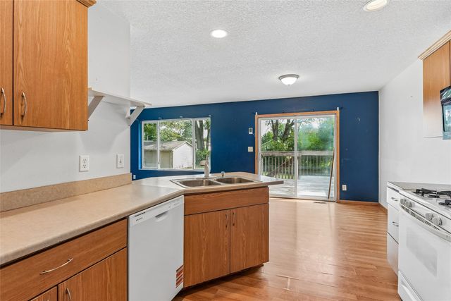 4445 SE 17th Street, Des Moines, IA 50320