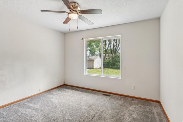 4445 SE 17th Street, Des Moines, IA 50320
