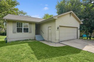 4445 SE 17th Street, Des Moines, IA 50320