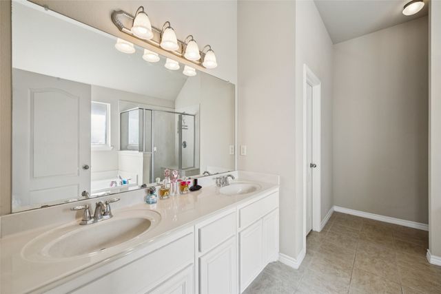 8760 Regal Royale Drive, Fort Worth, TX 76108