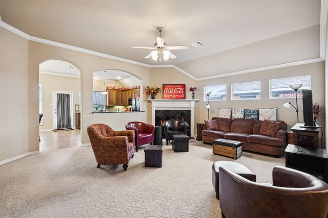 8760 Regal Royale Drive, Fort Worth, TX 76108