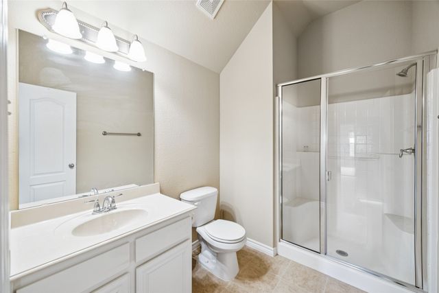 8760 Regal Royale Drive, Fort Worth, TX 76108