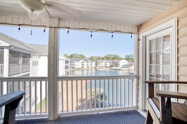 647 Woodmoor Dr Unit 301, Murrells Inlet, SC 29576