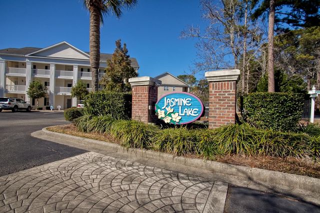 647 Woodmoor Dr Unit 301, Murrells Inlet, SC 29576