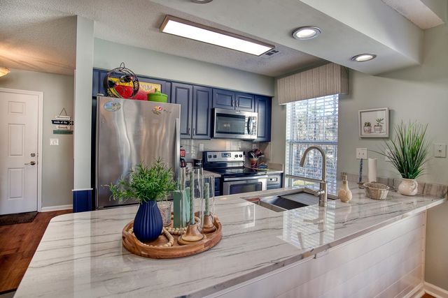 647 Woodmoor Dr Unit 301, Murrells Inlet, SC 29576