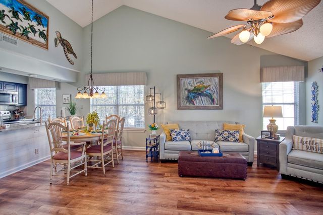 647 Woodmoor Dr Unit 301, Murrells Inlet, SC 29576