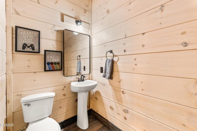 3029 Ridgetop Resort Way, Pigeon Forge, TN 37863