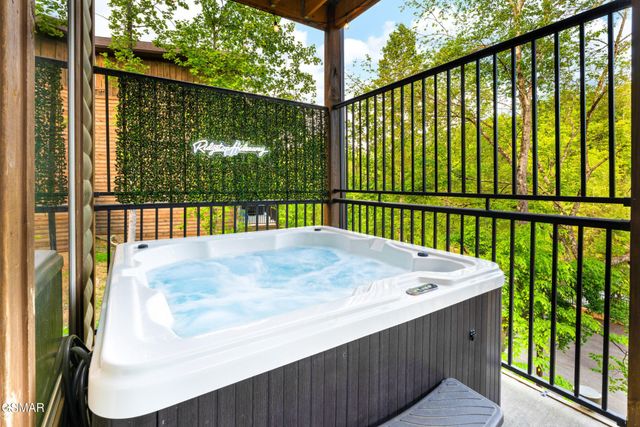 3029 Ridgetop Resort Way, Pigeon Forge, TN 37863