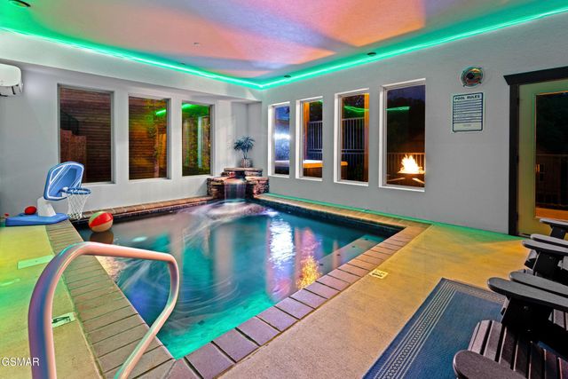 3029 Ridgetop Resort Way, Pigeon Forge, TN 37863