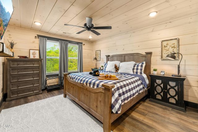 3029 Ridgetop Resort Way, Pigeon Forge, TN 37863