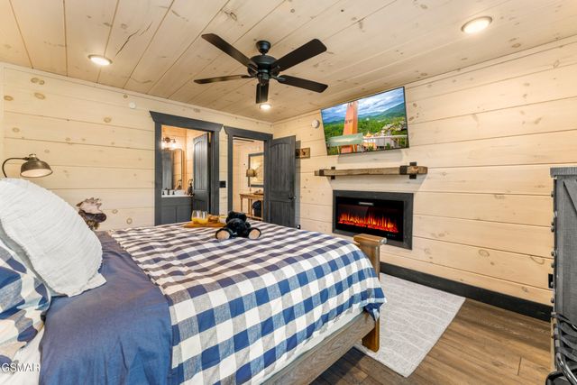 3029 Ridgetop Resort Way, Pigeon Forge, TN 37863