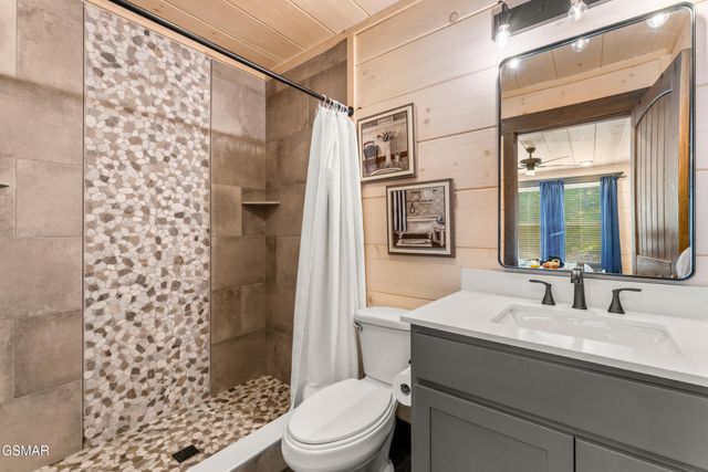 3029 Ridgetop Resort Way, Pigeon Forge, TN 37863