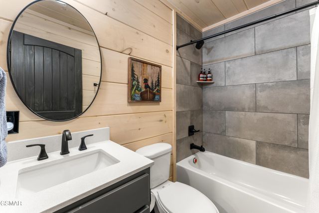 3029 Ridgetop Resort Way, Pigeon Forge, TN 37863