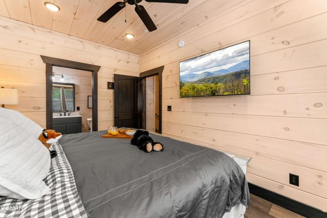 3029 Ridgetop Resort Way, Pigeon Forge, TN 37863