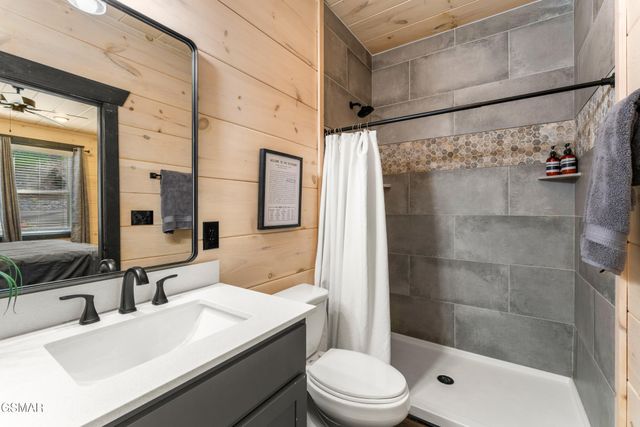 3029 Ridgetop Resort Way, Pigeon Forge, TN 37863