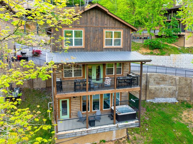 3029 Ridgetop Resort Way, Pigeon Forge, TN 37863