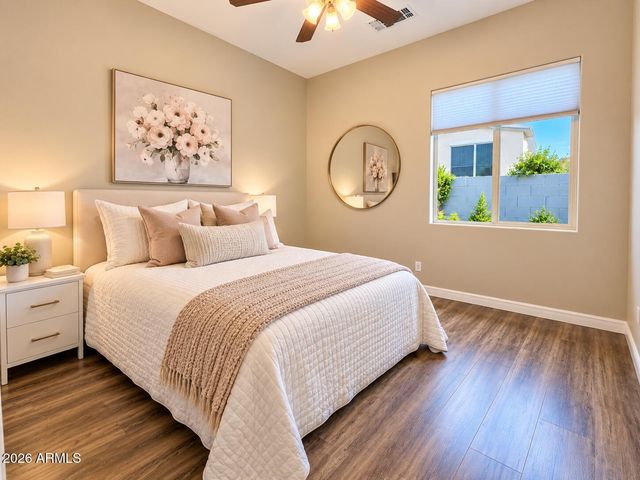 2362 W REMINGTON Drive, Chandler, AZ 85286