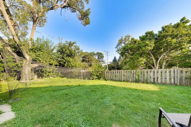 1609 S Cumberland Avenue, Park Ridge, IL 60068