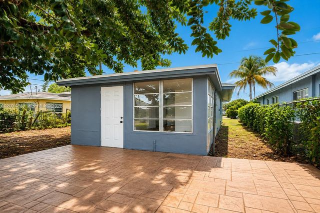 1408 NW 9th Ave, Fort Lauderdale, FL 33311