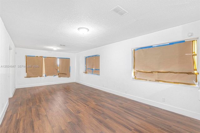 1408 NW 9th Ave, Fort Lauderdale, FL 33311