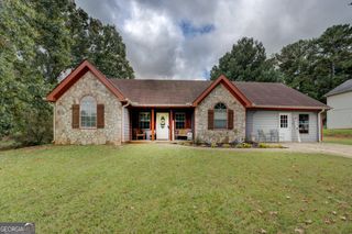 35 Cambridge Way, Covington, GA 30016