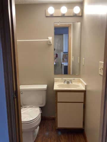 724 Michael View Court, Worthington, OH 43085