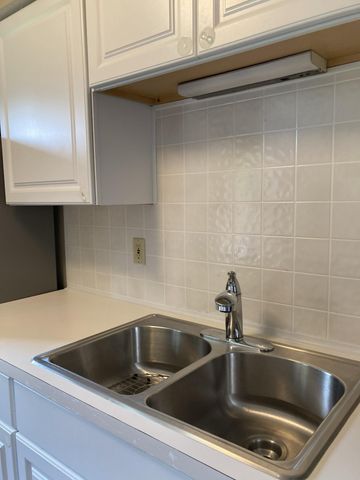 724 Michael View Court, Worthington, OH 43085