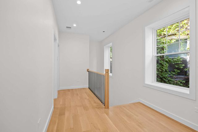 4437 N Whipple Street, Chicago, IL 60625