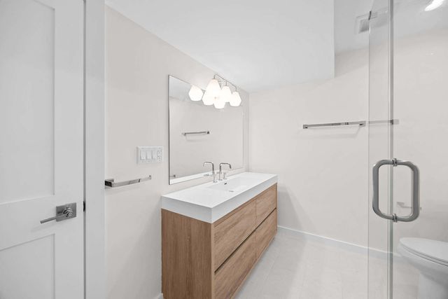 4437 N Whipple Street, Chicago, IL 60625