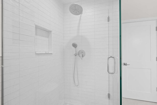 4437 N Whipple Street, Chicago, IL 60625