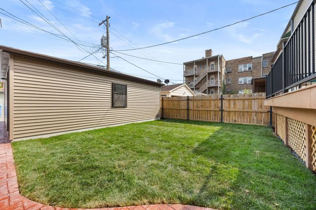 4437 N Whipple Street, Chicago, IL 60625