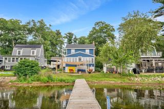 8 Lake Attitash Rd, Amesbury, MA 01913
