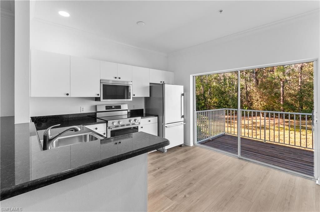 3281 Lindsey LN 4, NAPLES, FL 34109 — photo 3