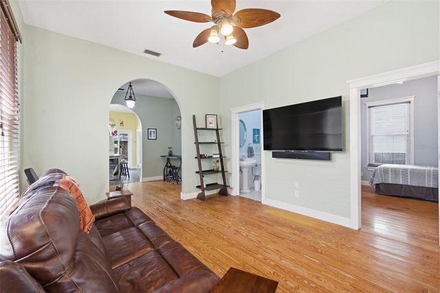 316 E FRANCES AVENUE, Tampa, FL 33602