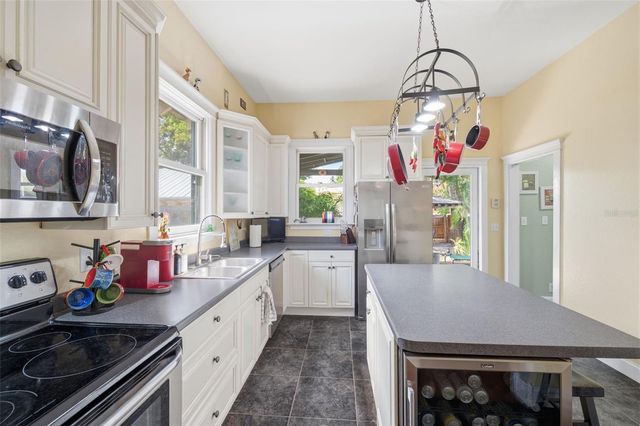 316 E FRANCES AVENUE, Tampa, FL 33602