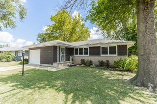 2053 Quincy St, Salina, KS 67401