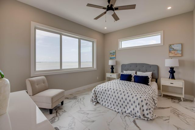 W 711 Indies Drive, Ramrod Key, FL 33042