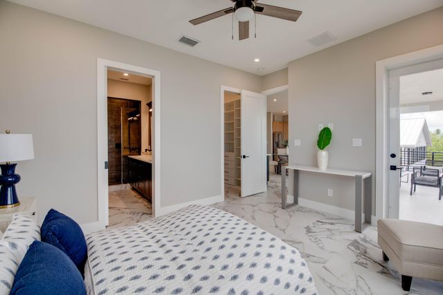 W 711 Indies Drive, Ramrod Key, FL 33042