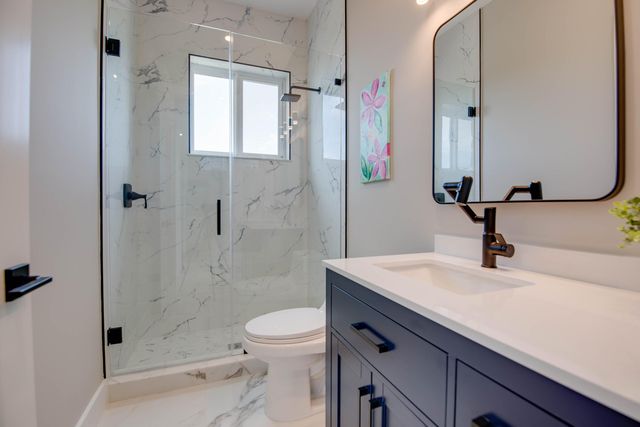 W 711 Indies Drive, Ramrod Key, FL 33042