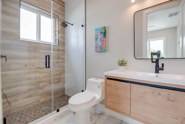 W 711 Indies Drive, Ramrod Key, FL 33042