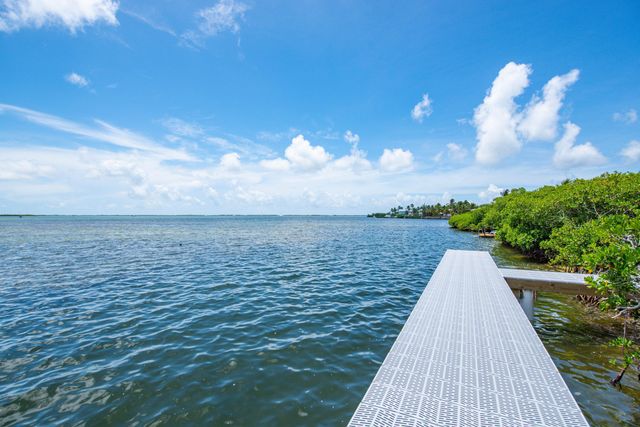 W 711 Indies Drive, Ramrod Key, FL 33042