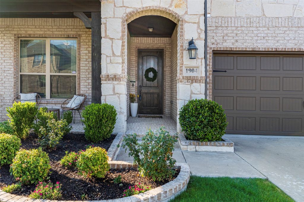 1904 Lasseter Drive, Mansfield, TX 76063 — photo 3