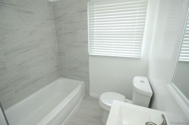 18112 Justine Street, Detroit, MI 48234